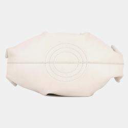 Pre Owned حقيبة كتف لويفي "باسيو" سلسلة جلد أبيض مقاس صغير