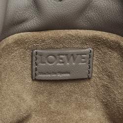 مملوكة مسبقًا Loewe Flamenco Grey Leather Shoulder Bag