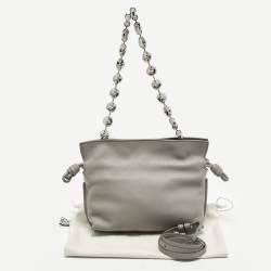 مملوكة مسبقًا Loewe Flamenco Grey Leather Shoulder Bag