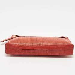 Pre Owned حقيبة صغيرة لويفي جلد أحمر