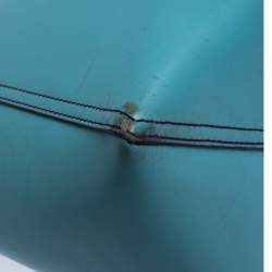 Pre Owned حقيبة يد لويفي ليو جلد شعار مخرمة زرقاء فاتحة