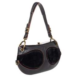 مملوكة مسبقًا حقيبة كتف لويفي سويدي وجلد أسود 