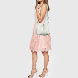 مملوكة مسبقًا Loewe White Leather Small Hammock Shoulder Bag