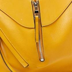 مملوكة مسبقًا Loewe Mustard Leather Hammock Shoulder Bag