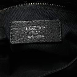مملوكة مسبقًا Loewe Black Leather Flamenco Crossbody Bag