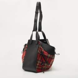 مملوكة مسبقًا Loewe Black/Red Tartan Wool and Leather Medium Hammock Shoulder Bag