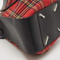 مملوكة مسبقًا Loewe Black/Red Tartan Wool and Leather Medium Hammock Shoulder Bag