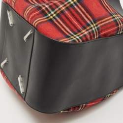 مملوكة مسبقًا Loewe Black/Red Tartan Wool and Leather Medium Hammock Shoulder Bag