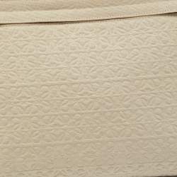 مملوكة مسبقًا Loewe Khaki/Tan Canvas and Leather Anagram T Pouch