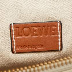 مملوكة مسبقًا Loewe Khaki/Tan Canvas and Leather Anagram T Pouch