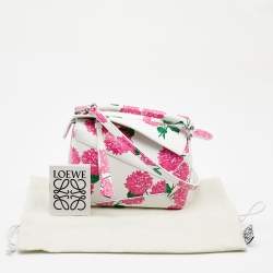 مملوكة مسبقًا Loewe Pink/White Rose Print Leather Mini Puzzle Shoulder Bag