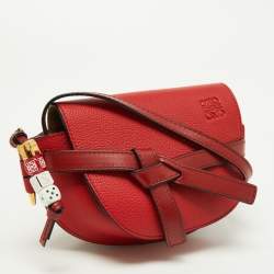 مملوكة مسبقًا Loewe Red Leather Mini Gate Crossbody Bag