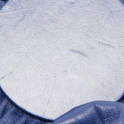 Pre Owned Loewe Blue Leather Pleated Bracelet Pouch Bag