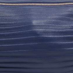 Pre Owned Loewe Blue Leather Pleated Bracelet Pouch Bag