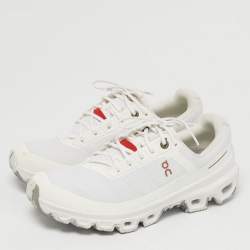 مملوكة مسبقًا حذاء رياضي لووي x أون قماش أبيض Cloudventure بأربطة مقاس 37.5