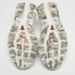 مملوكة مسبقًا حذاء رياضي لووي x أون قماش أبيض Cloudventure بأربطة مقاس 37.5