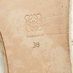 مملوكة مسبقًا Loewe Anagram Size 38 White Canvas and Leather Espadrille Ankle Strap Sandals