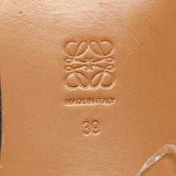 Pre Owned حذاء لوفرز لويفي جلد أسود مطاطي مقاس 39