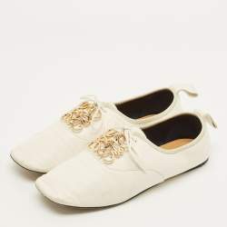 مملوكة مسبقًا Loewe Anagram Size 40 White Leather Lace Up Derby Shoes