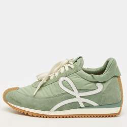 Pre Owned Loewe Flow Runner Size 38 Green Leather and Suede Lace Up Sneakers