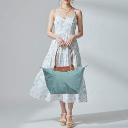 مملوكة مسبقًا Longchamp Le Pliage Medium Light Blue/Brown Nylon and Leather Tote