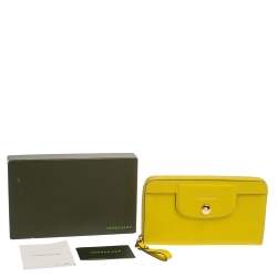 Pre Owned Longchamp Lime Leather Le Pliage Heritage Zip Around Wallet