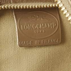 مملوكة مسبقًا Longchamp Beige Logo Quilted Leather Clutch