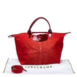 Pre Owned Longchamp Red Stingray Print Nylon and Patent Leather Le Pliage Neo Tote