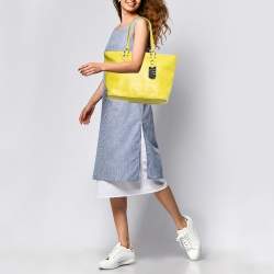 Pre Owned Longchamp Yellow Leather Medium LM Cuir Shopper Tote