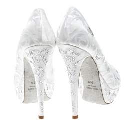 Pre Owned Loriblu White Embroidered Satin Swarovski Crystal Embellished Peep Toe Platform Pumps Size 36.5