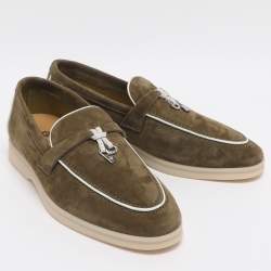 مملوكة مسبقًا Loro Piana Summer Charms Walk Size 36 Green Suede Loafers
