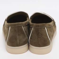 مملوكة مسبقًا Loro Piana Summer Charms Walk Size 36 Green Suede Loafers