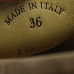 مملوكة مسبقًا Loro Piana Summer Charms Walk Size 36 Green Suede Loafers