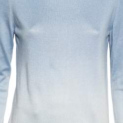 مملوكة مسبقًا Loro Piana Blue and White Knit Long Sleeve Crew Neck Top M