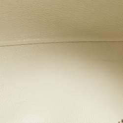 مملوكة مسبقًا Loro Piana Extra Pocket L19 Off White Leather Pouch Bag