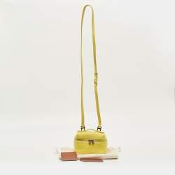 مملوكة مسبقًا حقيبة صغيرة لورو بيانا L11.5 جلد أصفر بجيب إضافي