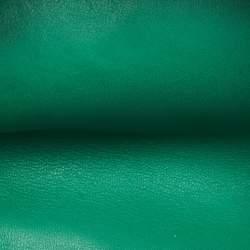 مملوكة مسبقًا Loro Piana L19 Green Ostrich Zip Pouch