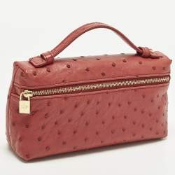 مملوكة مسبقًا حقيبة صغيرة لورو بيانا L19 جلد نعام أحمر بجيب إضافي