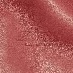 مملوكة مسبقًا حقيبة صغيرة لورو بيانا L19 جلد نعام أحمر بجيب إضافي