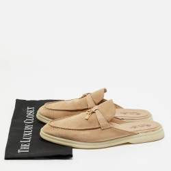 Pre Owned Loro Piana Beige Crocodile Leather and Suede Babouche Charms Walk Flat Sandals Size 39.5