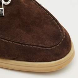 مملوكة مسبقًا Loro Piana Summer Charms Walk Size 38.5 Dark Brown Suede Slip On Loafers