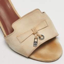 Pre Owned صندل سلايد لورو بيانا سويدي بيج صيف دلايات مقاس 36