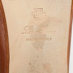 مملوكة مسبقًا حذاء لوفرز لورو بيانا من الجلد البني مقاس 40