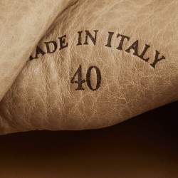 مملوكة مسبقًا Loro Piana Summer Charms Walk Size 40 Beige Suede Slip On Loafers