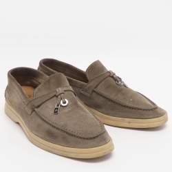 مملوكة مسبقًا حذاء لوفرز لورو بيانا صيفي تشارمز سويدي أخضر مقاس 35.5