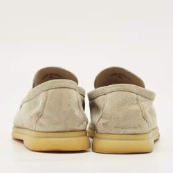 Pre Owned حذاء لوفرز لورو بيانا سويمر شارمز ووك سويدي بيج مقاس 40