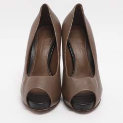 مملوكة مسبقًا Loro Piana Size 37 Brown Leather Peep Toe Pumps