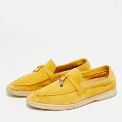 مملوكة مسبقًا Loro Piana Summer Walk Size 37 Yellow Suede Loafers