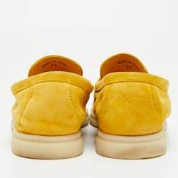 مملوكة مسبقًا Loro Piana Summer Walk Size 37 Yellow Suede Loafers