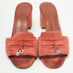 Pre Owned Loro Piana Pink Suede Summer Charms Slide Sandals Size 38.5